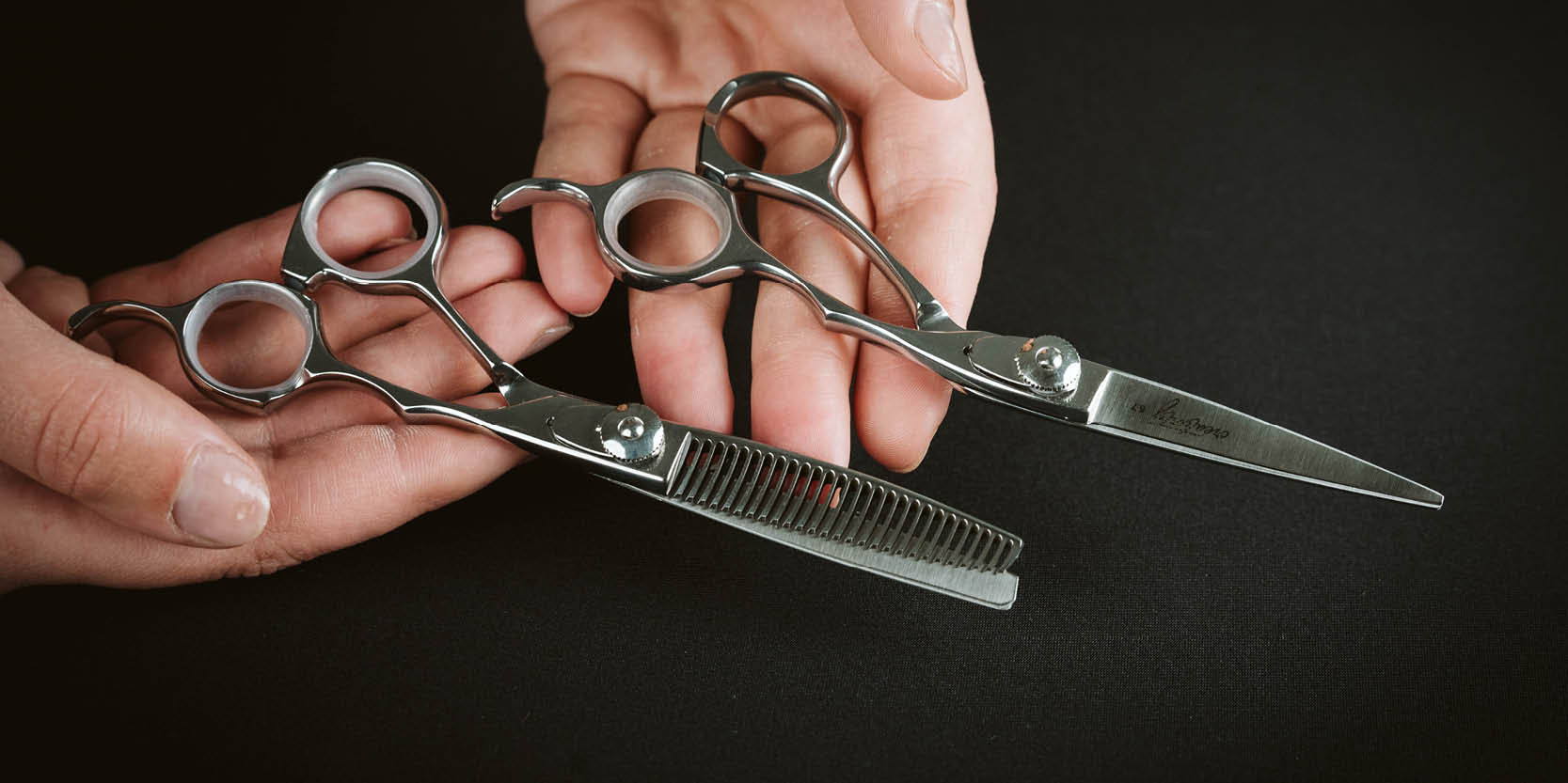 DIAVOLO-CREATIVITY-5.7-Modellierschere-und-Schneideschere-Scherenschmiede-dfa-Deutsche-Friseur-Akademie