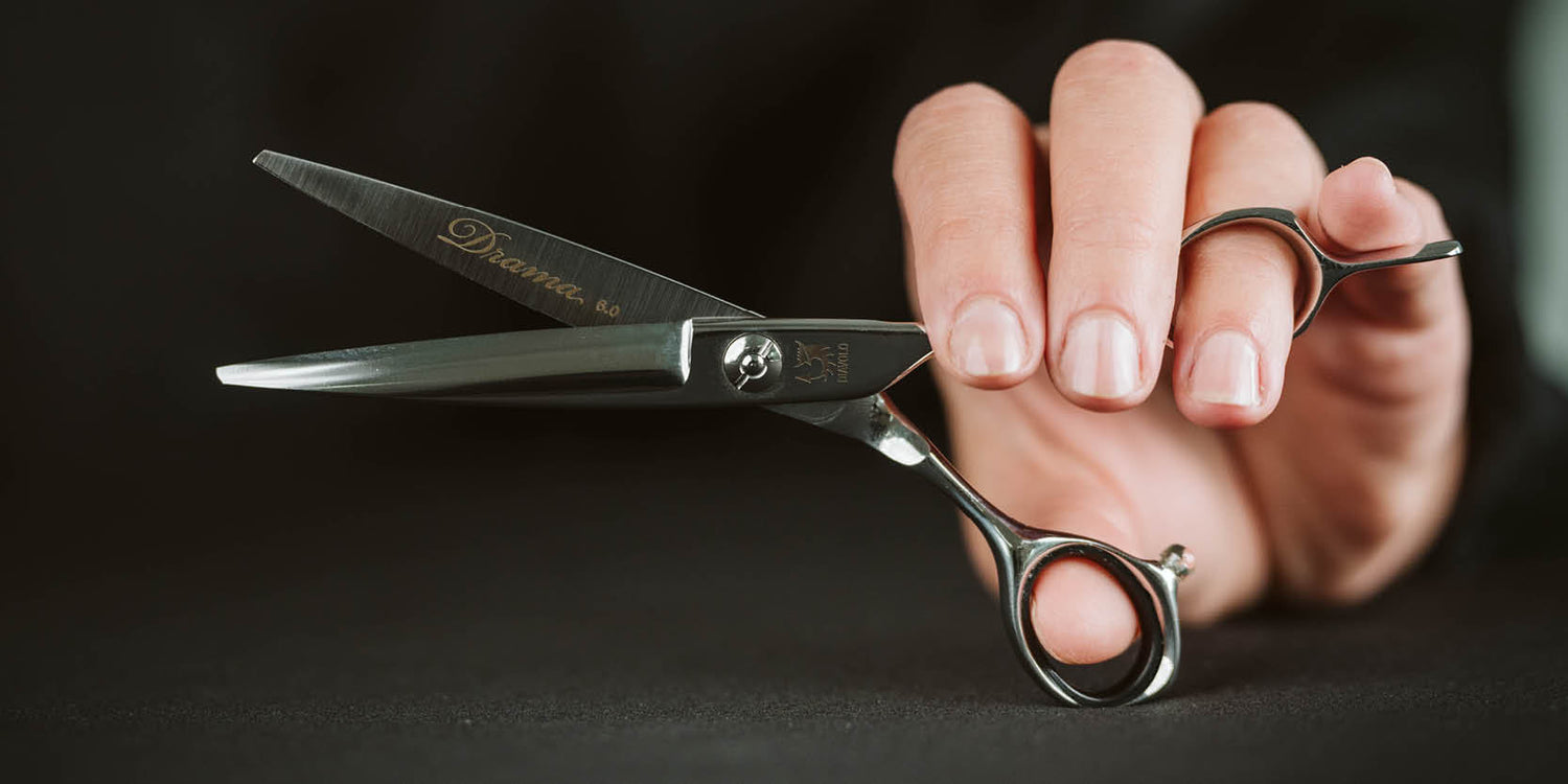 Friseurschere "Drama" –  Bühne der Gefühle