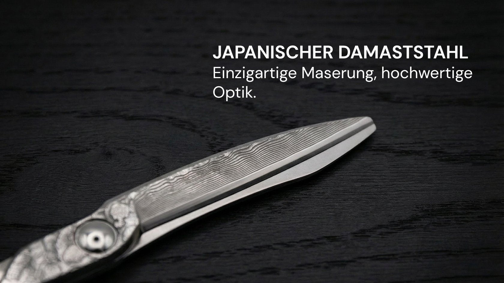 Friseurschere "Damast 5.5" – Präzision trifft Perfektion mit einzigartiger Maserung aus japanischem Damaststahl von SHIDOSHA.