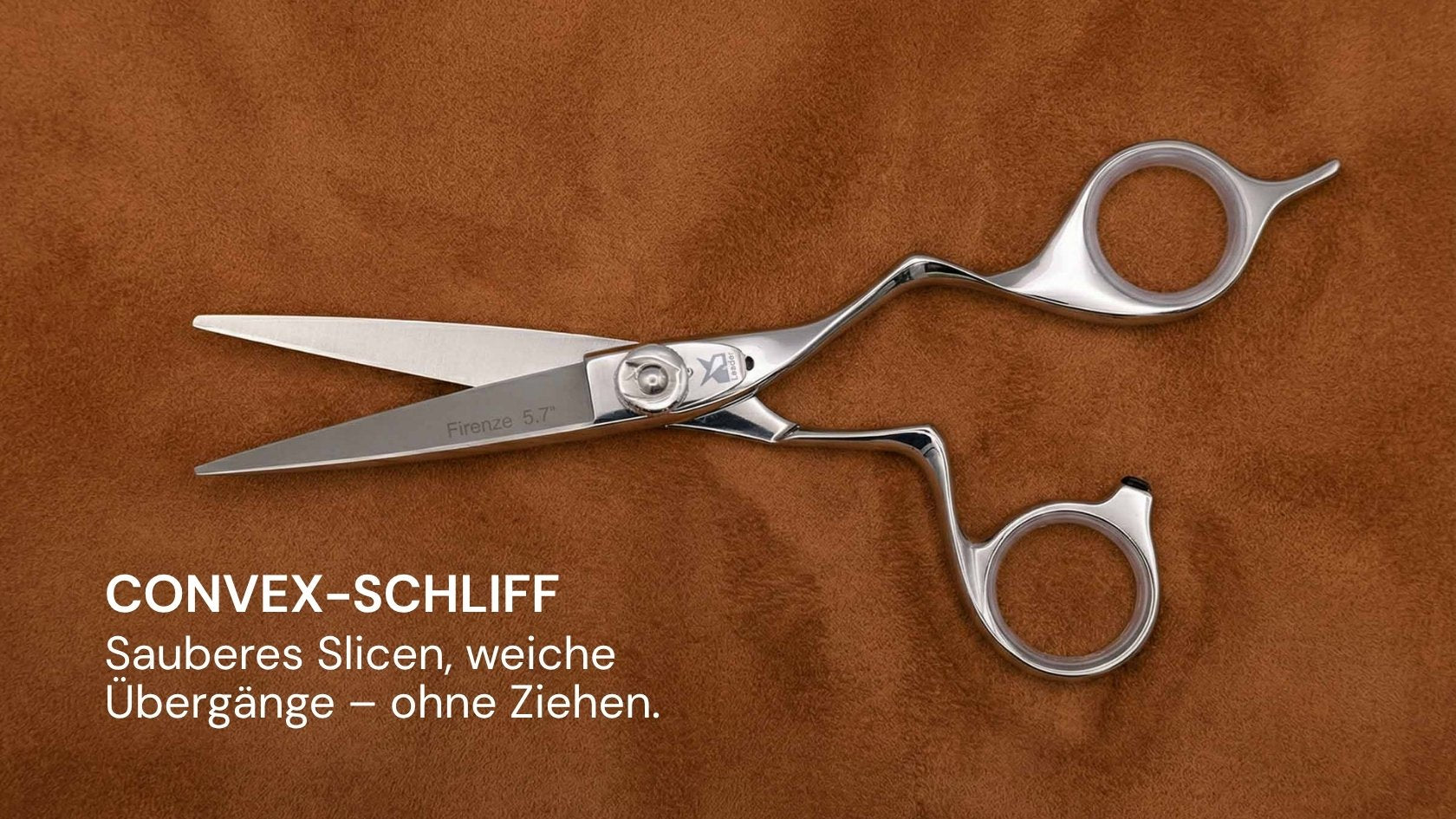 Friseurschere "Firenze" – Glanz der Geschichte von LEADER mit präzisem Convex-Schliff für sauberes Haarschneiden.