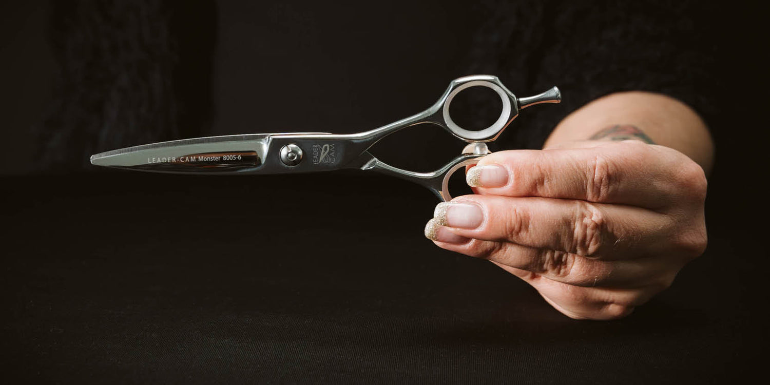 Friseurschere "Monster" – Kraftvolle Präzision