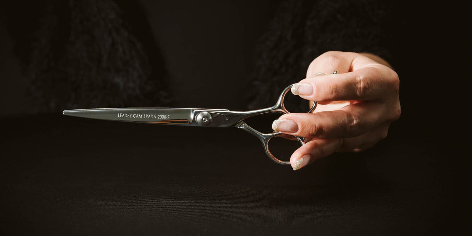 Friseurschere "Spada" – Die Schwertschere