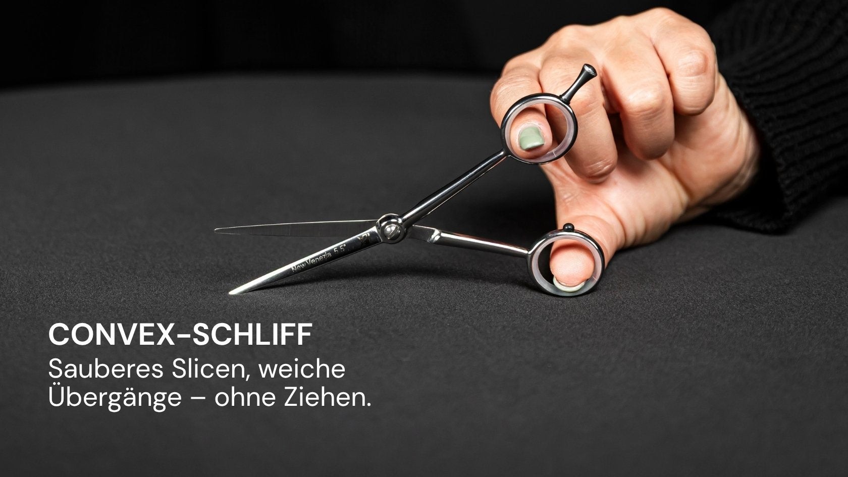 Friseurschere "New Venezia" – Klassik trifft Schnitt von LEADER mit präzisem Convex-Schliff für sanfte Haarschneideübergänge.