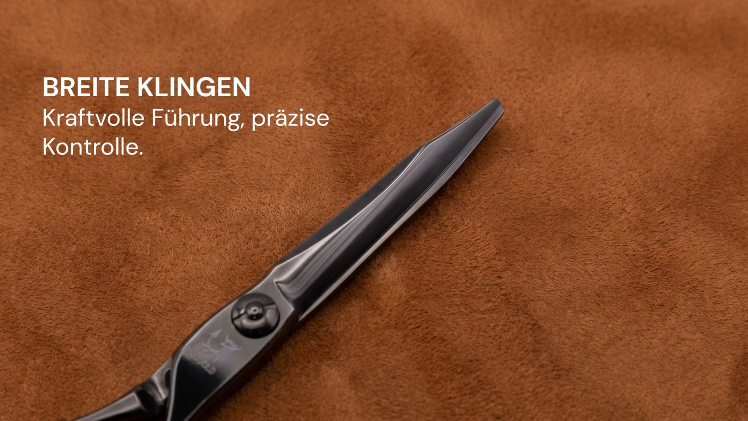 Friseurschere "Stormtrooper Black" – Dunkle Eleganz
